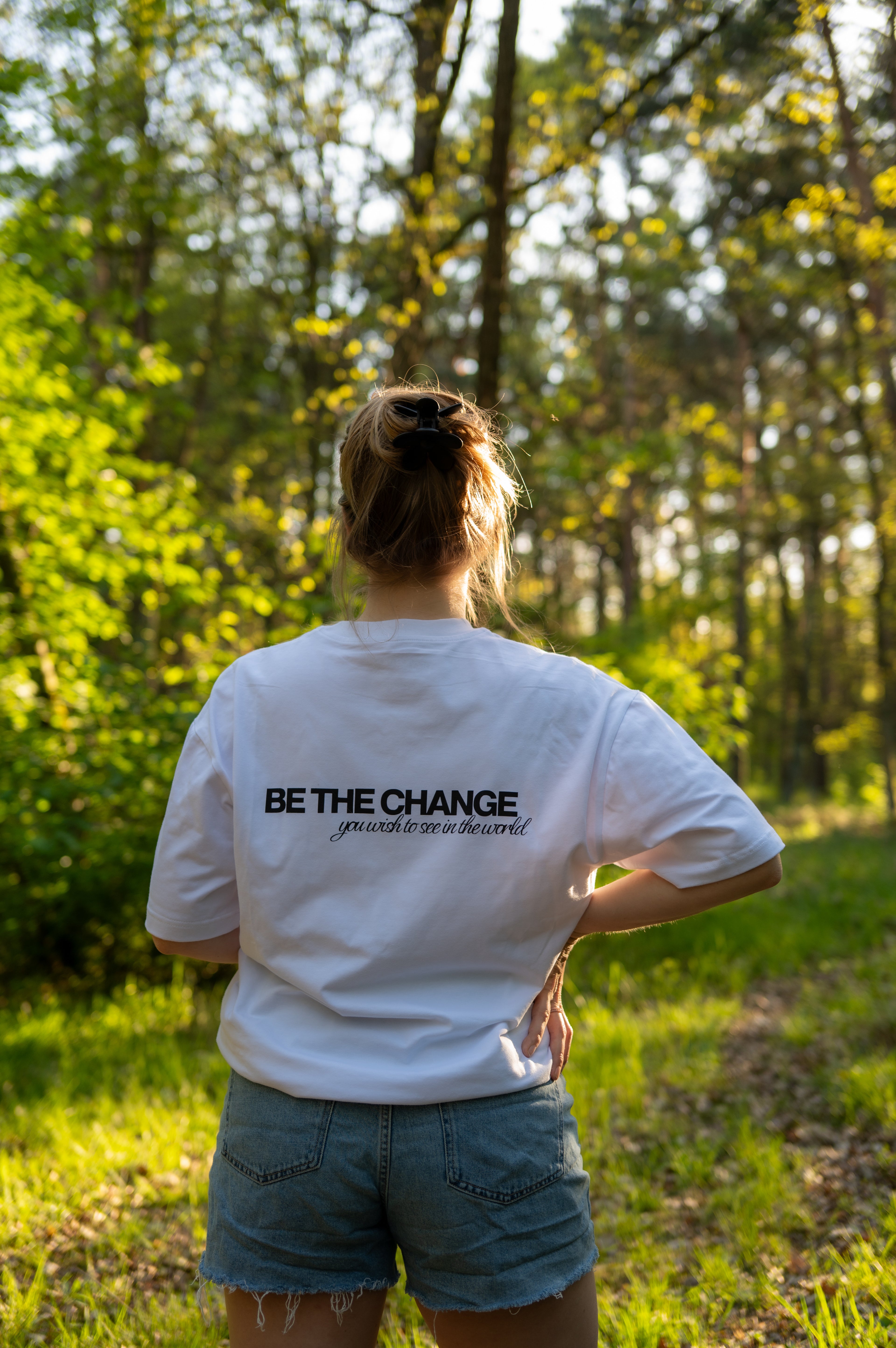 T-SHIRT BE THE CHANGE BIAŁY
